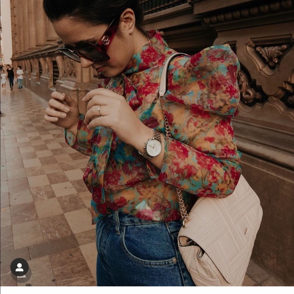 Bloggers favorite Organza top - Picture 6 of 7